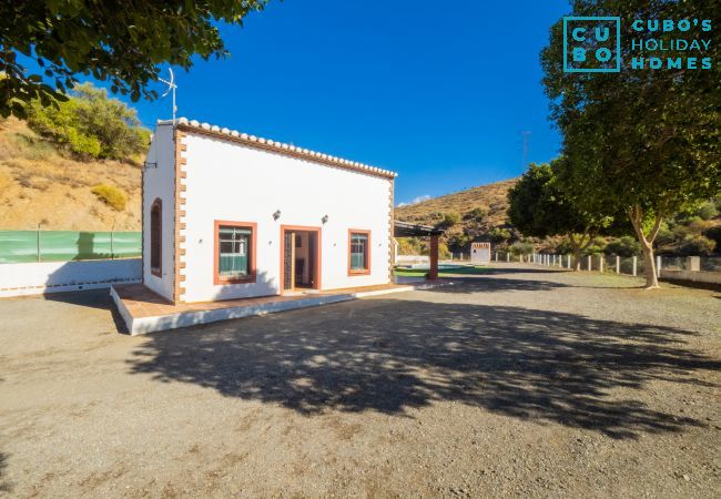 Casa rural en Pizarra - Cubo's Finca La Curva High Privacy