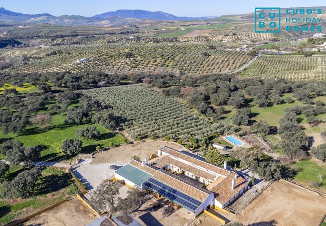 Casa rural en Alcalá del Valle - Cubo's Casa Rural Hacienda El Baldio Casa rural en Alcalá del Valle - Cubo's Casa Rural Hacienda El Baldio