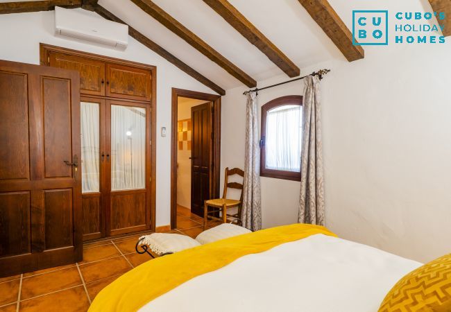 Casa rural en Alcalá del Valle - Cubo's Casa Rural Hacienda El Baldio Casa rural en Alcalá del Valle - Cubo's Casa Rural Hacienda El Baldio