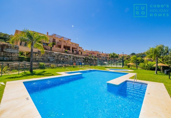 Apartamento en Ojen - Cubo's Marbella Hill View Golf