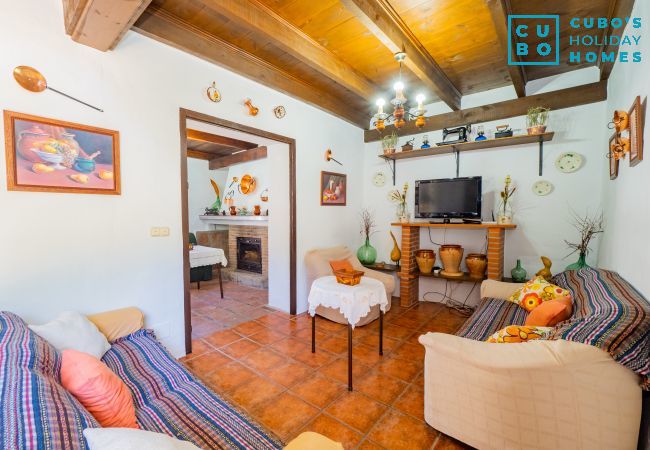Casa rural en Cártama - Cubo's Cortijo La Palmera Casa rural en Cártama - Cubo's Cortijo La Palmera
