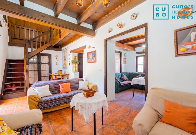 Casa rural en Cártama - Cubo's Cortijo La Palmera Casa rural en Cártama - Cubo's Cortijo La Palmera