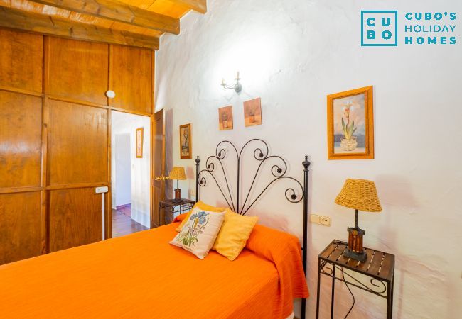 Casa rural en Cártama - Cubo's Cortijo La Palmera Casa rural en Cártama - Cubo's Cortijo La Palmera