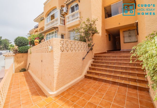 Apartamento en Mijas Costa - Cubo's El Faro Beach Apartment with Pool Apartamento en Mijas Costa - Cubo's El Faro Beach Apartment with Pool