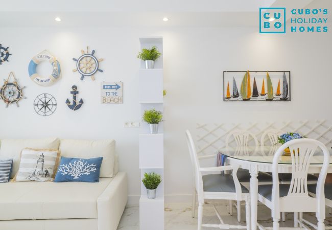 Apartamento en Mijas Costa - Cubo's El Faro Beach Apartment with Pool Apartamento en Mijas Costa - Cubo's El Faro Beach Apartment with Pool