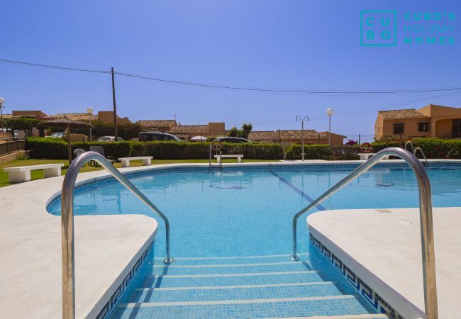 Apartamento en Mijas Costa - Cubo's El Faro Beach Apartment with Pool Apartamento en Mijas Costa - Cubo's El Faro Beach Apartment with Pool