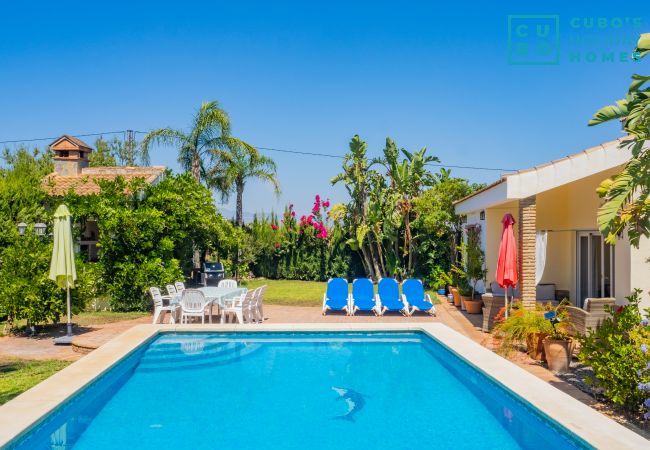 Casa rural con piscina en Alhaurín el Grande