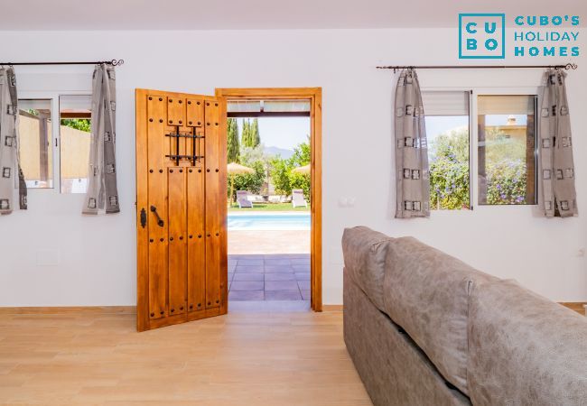 Casa rural en Alhaurín el Grande - Cubo's La Rosa del Zangano Private Pool & Relax Casa rural en Alhaurín el Grande - Cubo's La Rosa del Zangano Private Pool & Relax