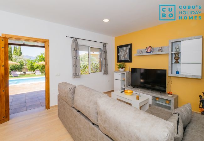 Casa rural en Alhaurín el Grande - Cubo's La Rosa del Zangano Private Pool & Relax Casa rural en Alhaurín el Grande - Cubo's La Rosa del Zangano Private Pool & Relax