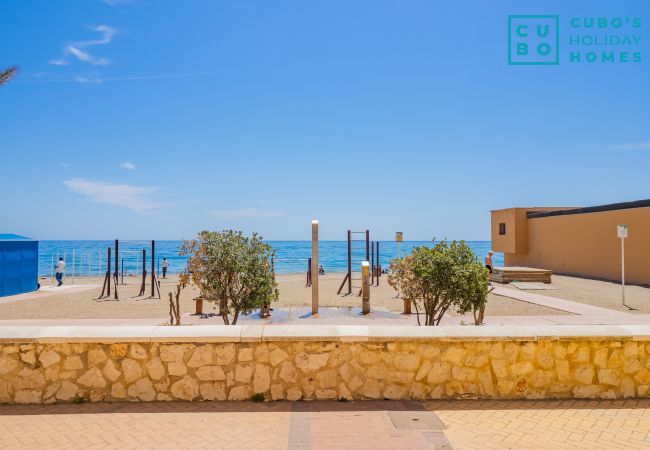 Apartamento en Fuengirola - Cubo's Apartment Front Line Beach Fuengirola