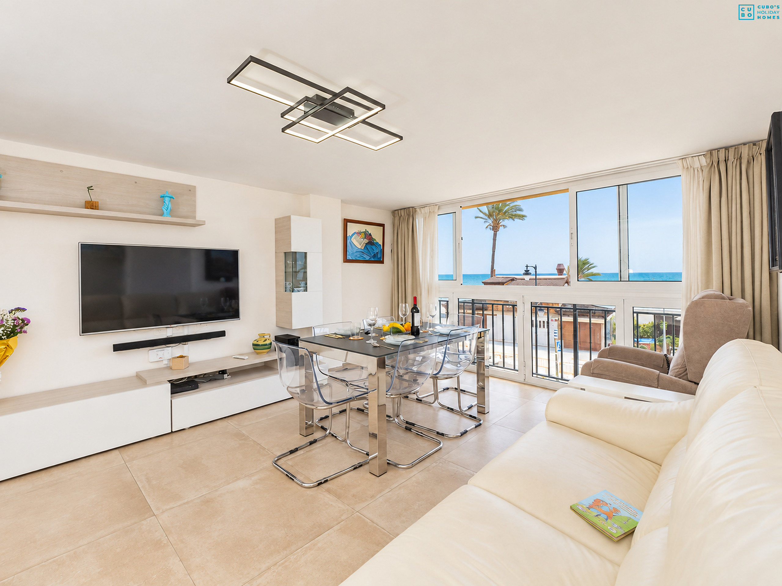 Apartamento vacacional en Estepona con vistas al mar