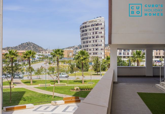 Apartamento en Málaga - Cubo's Apartamento Teatinos & Parking