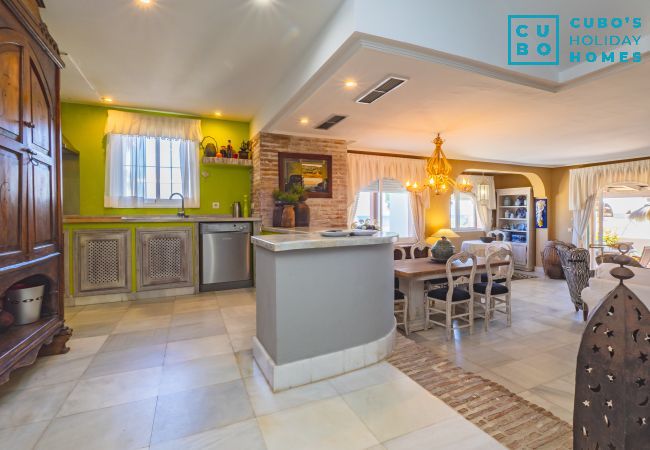 Casa en Manilva - Cubo's Beachfront Marina de Casares House Casa en Manilva - Cubo's Beachfront Marina de Casares House