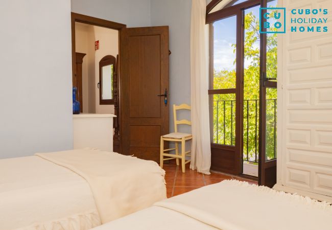 Alquiler por habitaciones en Ronda - Cubo's La Cimada Room 3 Bed&Breakfast