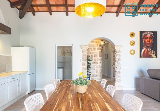 Casa rural en Alhaurín el Grande - Cubo's La Luz del Valle Rural House Casa rural en Alhaurín el Grande - Cubo's La Luz del Valle Rural House