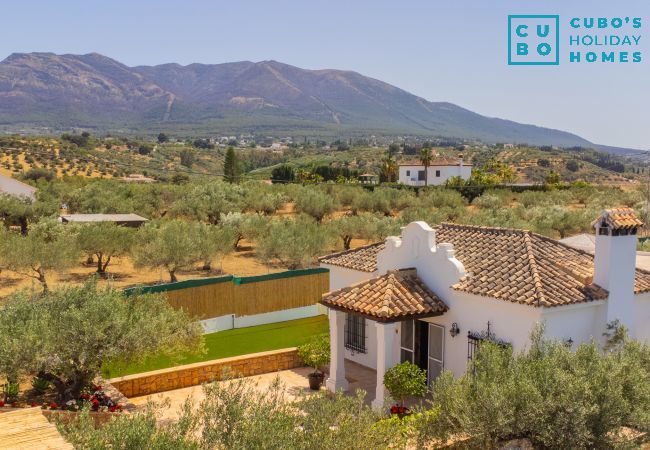 Casa rural en Alhaurín el Grande - Cubo's La Luz del Valle Rural House Casa rural en Alhaurín el Grande - Cubo's La Luz del Valle Rural House