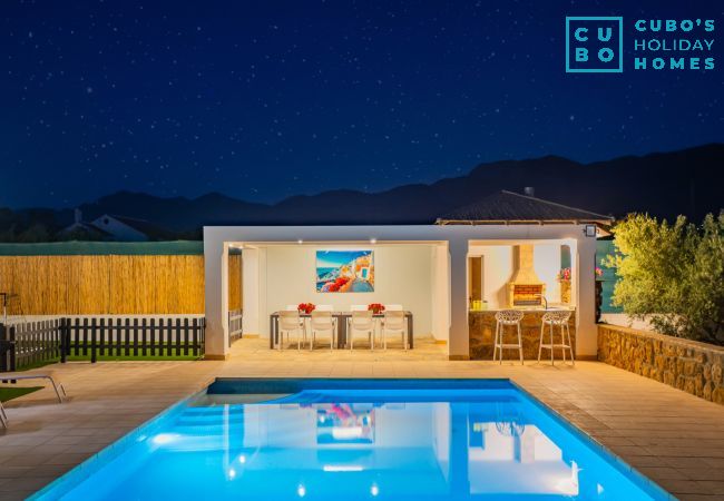 Casa rural en Alhaurín el Grande - Cubo's La Luz del Valle Rural House Casa rural en Alhaurín el Grande - Cubo's La Luz del Valle Rural House