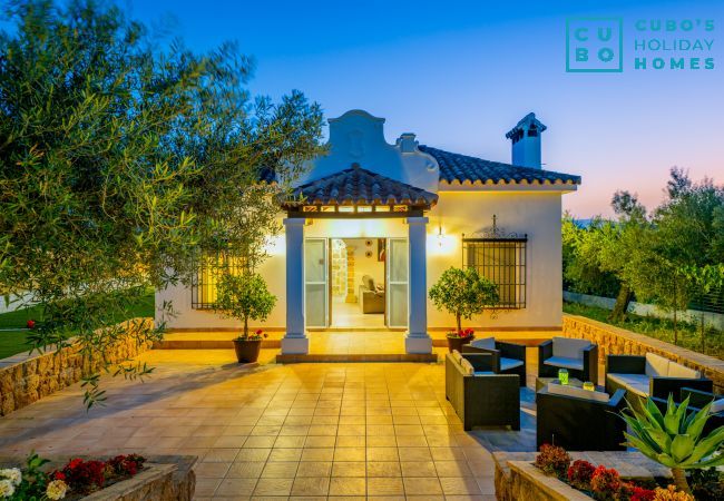 Casa rural en Alhaurín el Grande - Cubo's La Luz del Valle Rural House Casa rural en Alhaurín el Grande - Cubo's La Luz del Valle Rural House