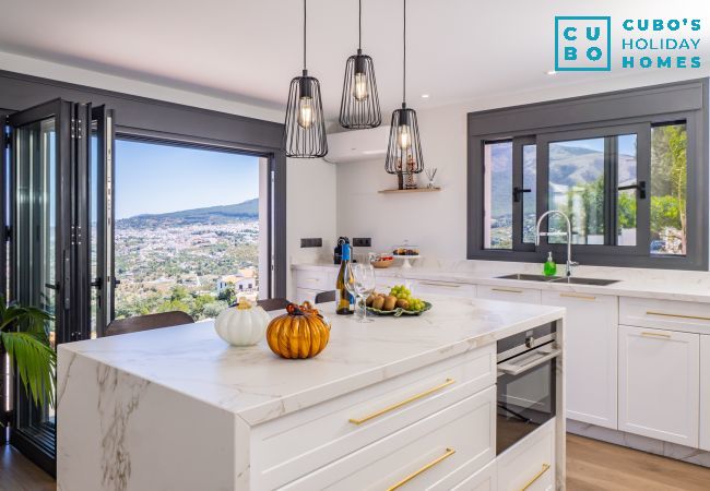 Casa rural en Alhaurín el Grande - Cubo's Los Olivos View Rural House Casa rural en Alhaurín el Grande - Cubo's Los Olivos View Rural House