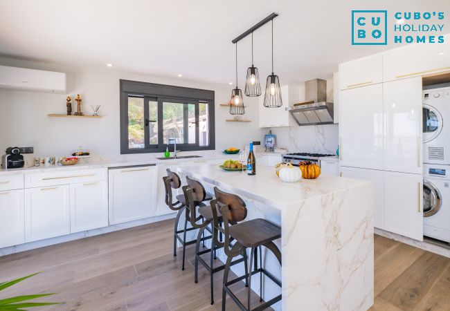 Casa rural en Alhaurín el Grande - Cubo's Los Olivos View Rural House Casa rural en Alhaurín el Grande - Cubo's Los Olivos View Rural House