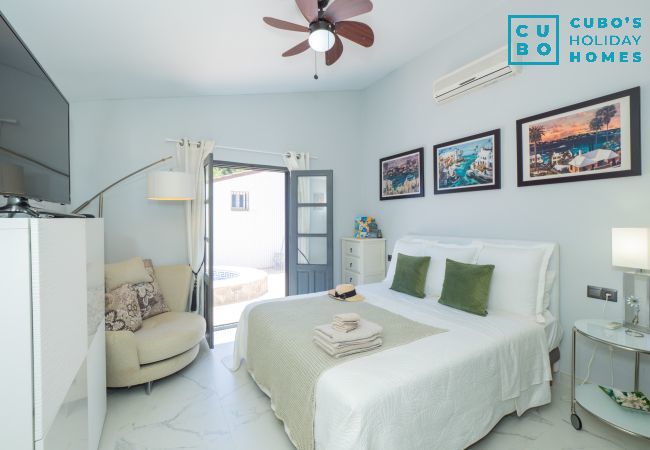 Casa rural en Alhaurín el Grande - Cubo's Los Olivos View Rural House Casa rural en Alhaurín el Grande - Cubo's Los Olivos View Rural House