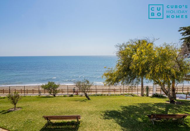 Estudio en Mijas Costa - Cubo's Estudio Algaida Calahonda Beach Estudio en Mijas Costa - Cubo's Estudio Algaida Calahonda Beach