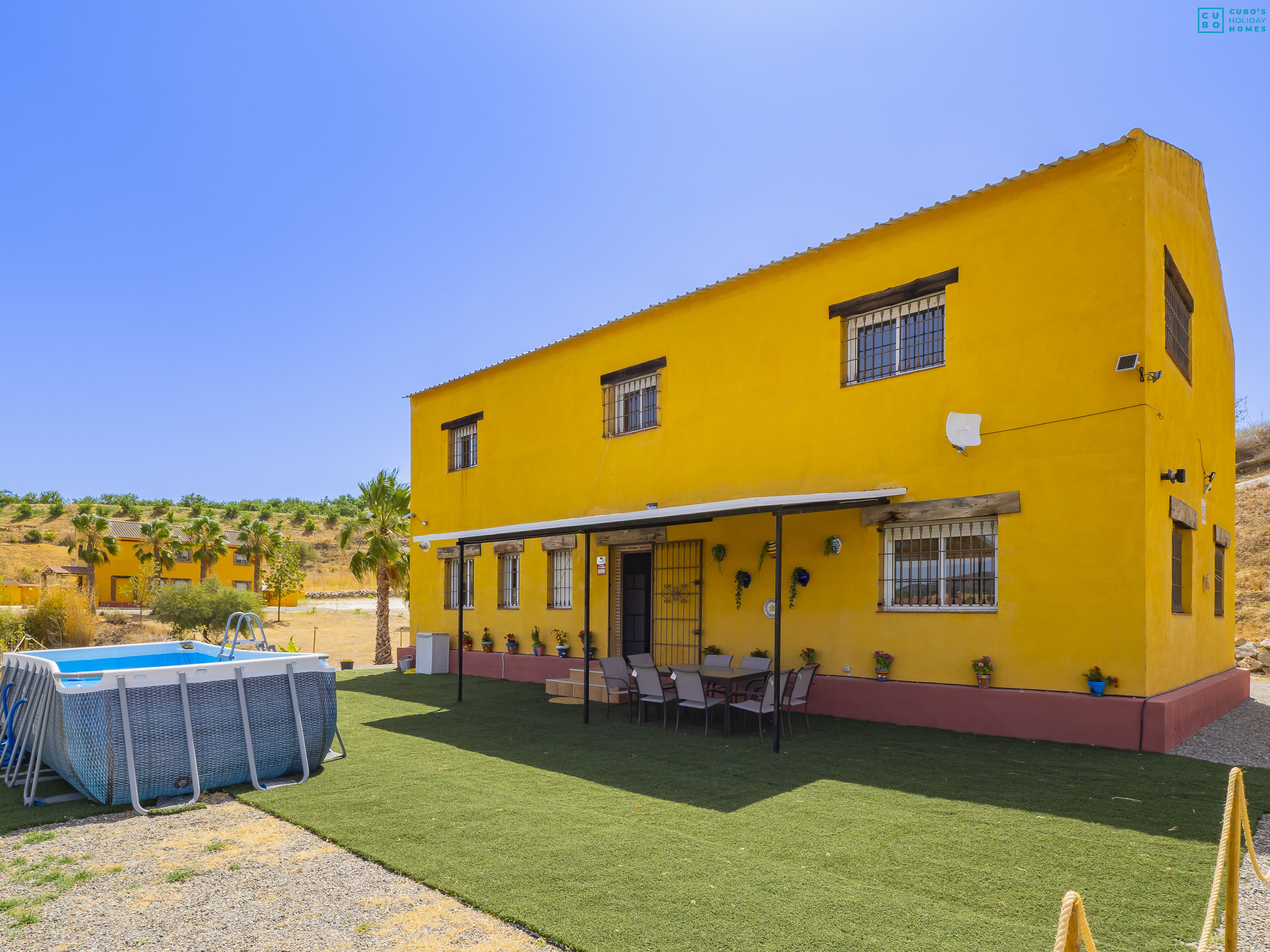 Casa rural con piscina en Cártama para 10 personas