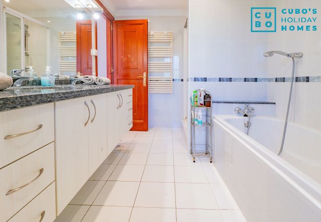 Villa en Marbella - Cubo's Casa La Paloma Villa en Marbella - Cubo's Casa La Paloma