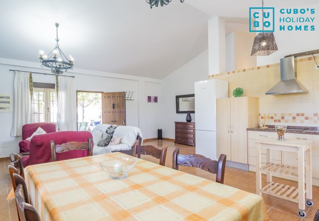Casa rural en Cártama - Cubo's Casa Rural Las Berrocalas Casa rural en Cártama - Cubo's Casa Rural Las Berrocalas