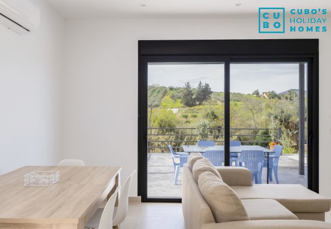 Casa rural en Alhaurín el Grande - Cubo's Casa La Ibicenca Casa rural en Alhaurín el Grande - Cubo's Casa La Ibicenca