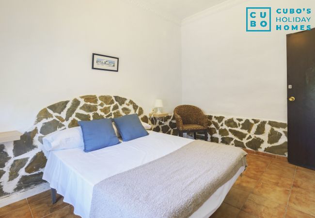 Casa rural en Pizarra - Cubo's Finca La Parra Casa rural en Pizarra - Cubo's Finca La Parra