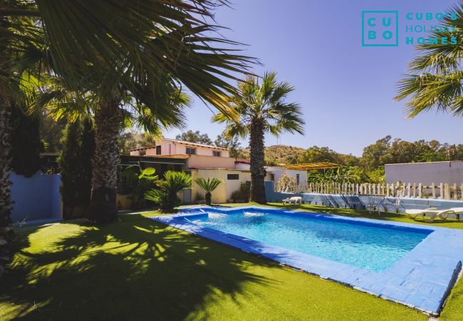 Casa rural en Pizarra - Cubo's Finca La Parra Casa rural en Pizarra - Cubo's Finca La Parra