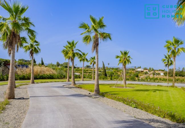 Villa en Alhaurín el Grande - Cubo's Villa Palmera for Adults Villa en Alhaurín el Grande - Cubo's Villa Palmera for Adults