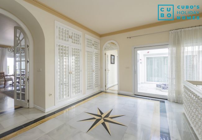 Villa en Torremolinos - Cubo's Villa Galemar Torremolinos Pool & Padel Villa en Torremolinos - Cubo's Villa Galemar Torremolinos Pool & Padel