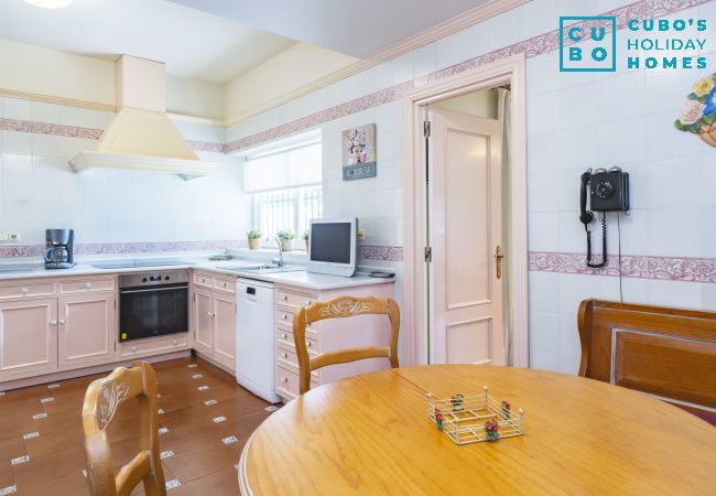 Villa en Torremolinos - Cubo's Villa Galemar Torremolinos Pool & Padel Villa en Torremolinos - Cubo's Villa Galemar Torremolinos Pool & Padel