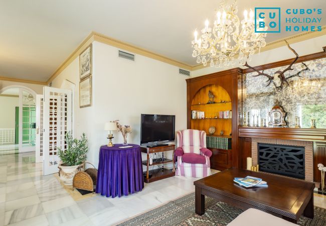 Villa en Torremolinos - Cubo's Villa Galemar Torremolinos Pool & Padel Villa en Torremolinos - Cubo's Villa Galemar Torremolinos Pool & Padel