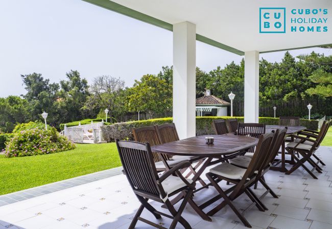 Villa en Torremolinos - Cubo's Villa Galemar Torremolinos Pool & Padel Villa en Torremolinos - Cubo's Villa Galemar Torremolinos Pool & Padel
