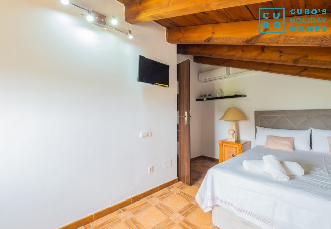 Villa en Alhaurín el Grande - Cubo's Villa Las Palmeras Altas 14PAX Villa en Alhaurín el Grande - Cubo's Villa Las Palmeras Altas 14PAX