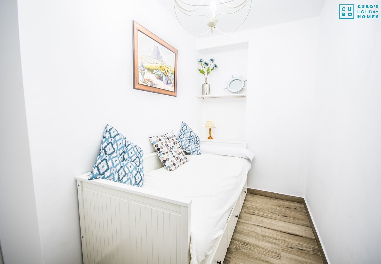 Dormitorio infantil de este apartamento en Mijas Costa