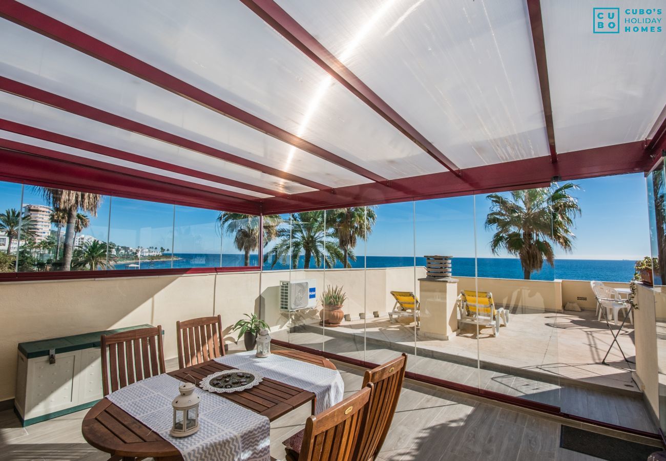 Terraza de este apartamento en Mijas Costa