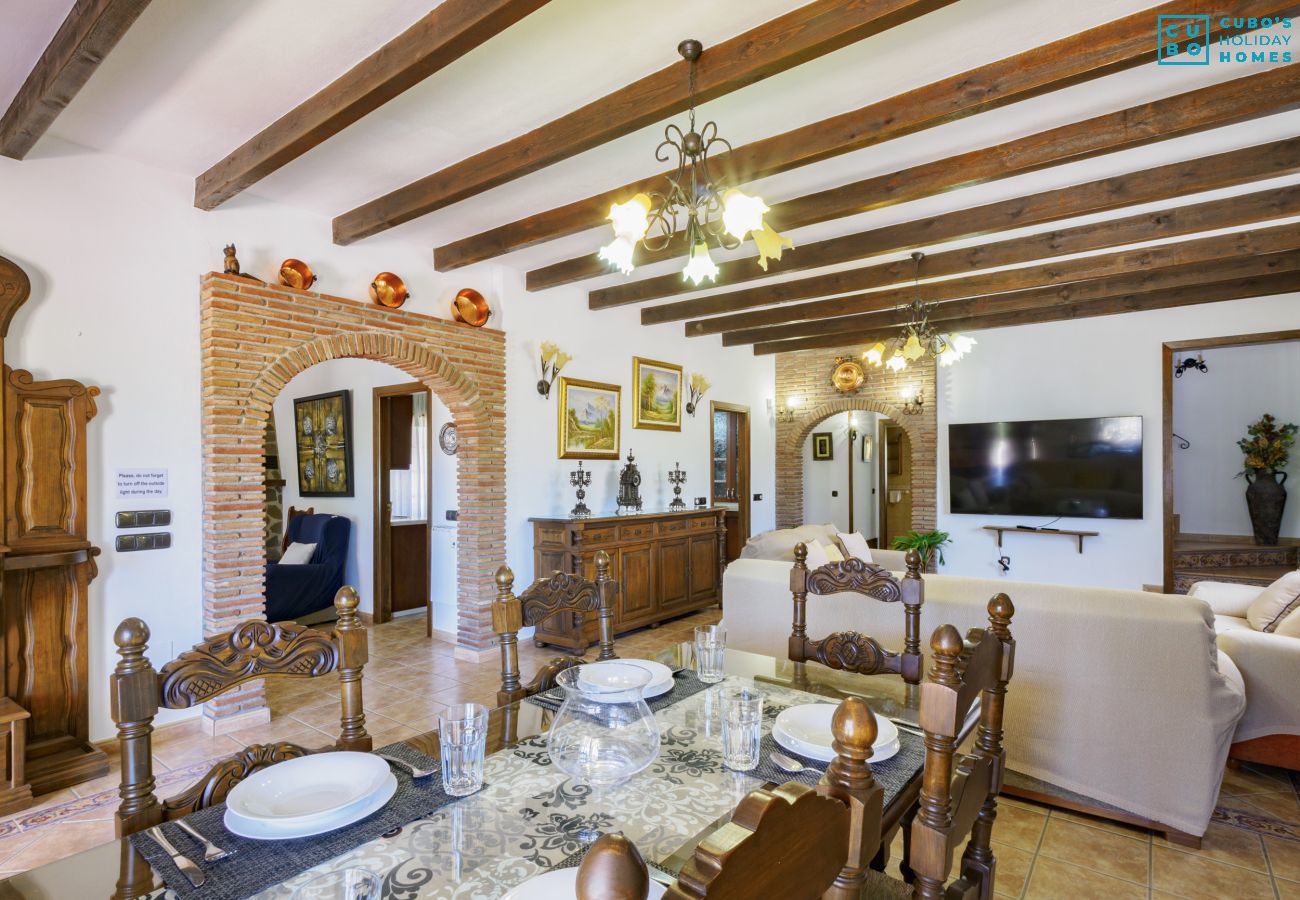 Villa en Alhaurín el Grande - Cubo's Villa Los Javieles