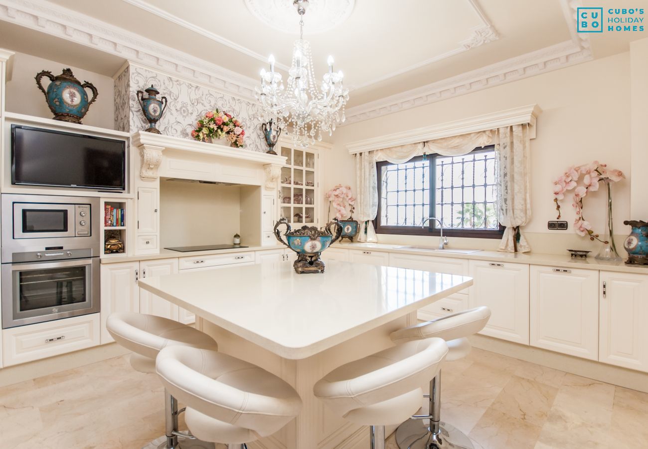 Villa en Alhaurin de la Torre - Cubo's Villa Dos Reyes