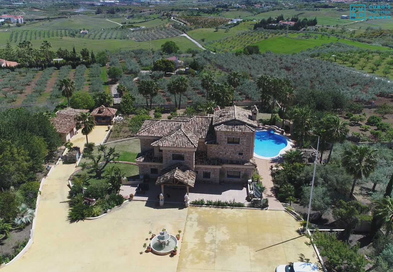 Villa en Alhaurin de la Torre - Cubo's Villa Dos Reyes