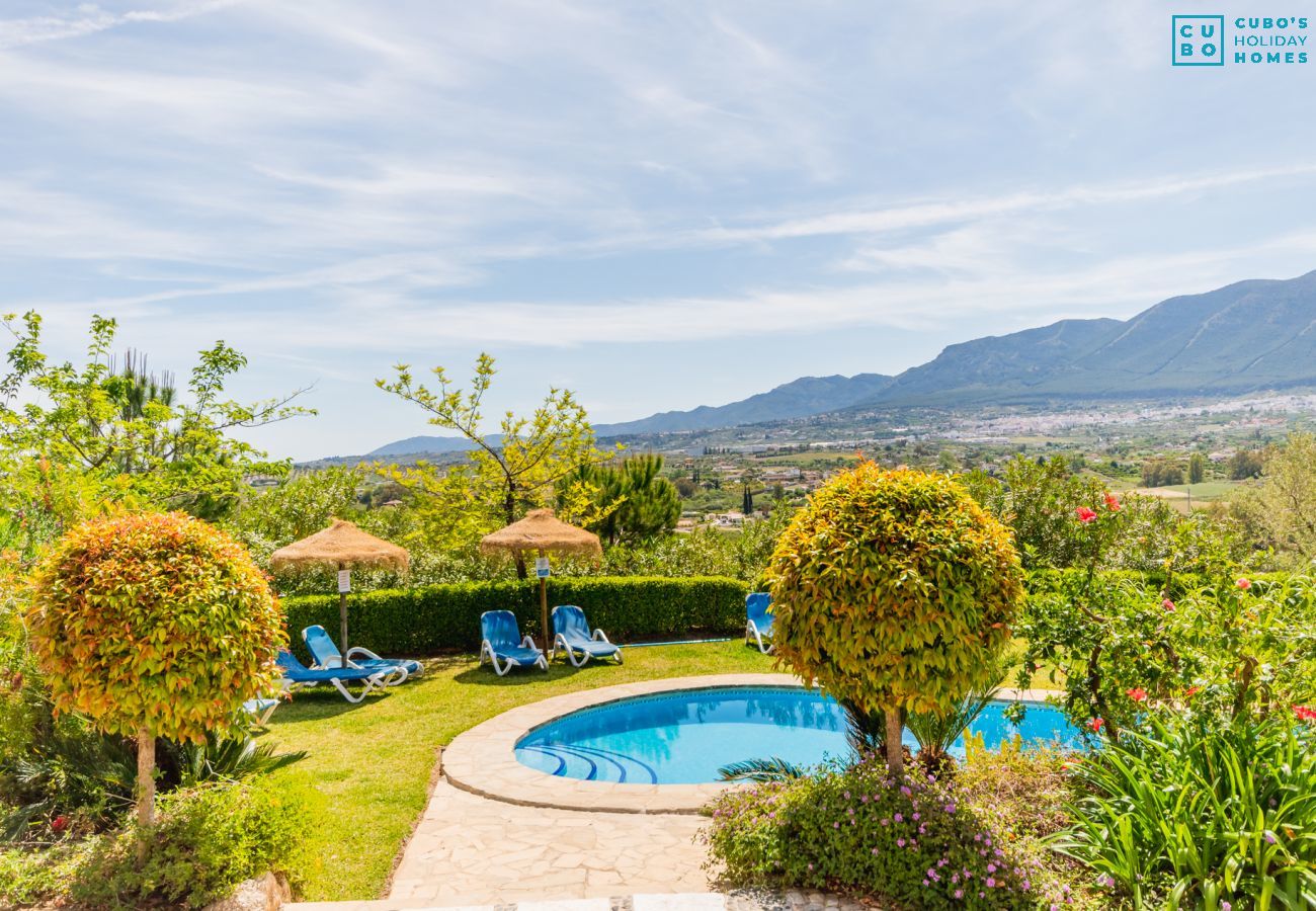 Piscina de esta villa en Alhaurín el Grande