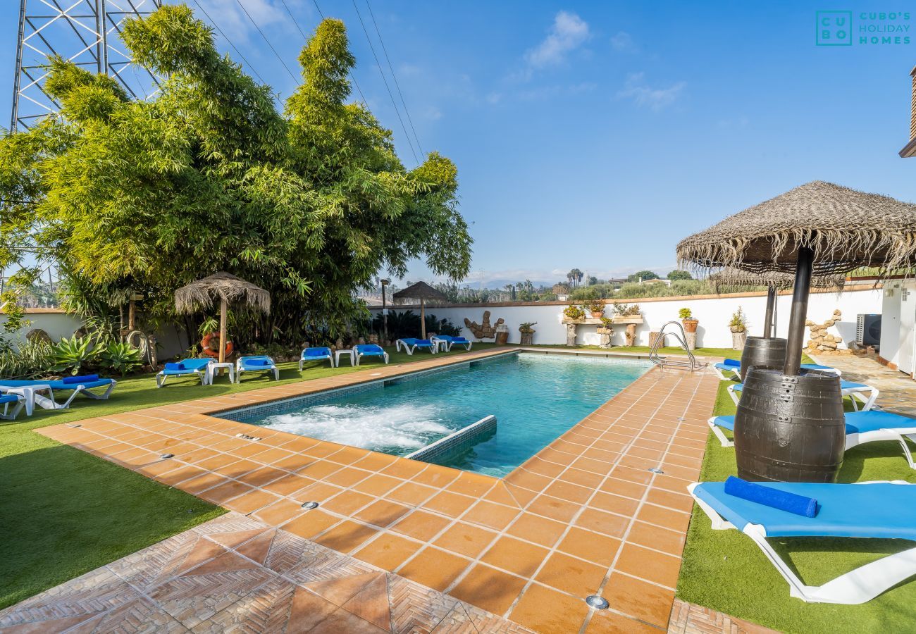 Casa rural en Alhaurín el Grande - Cubo's Casa Rural Tirado & Heated Pool