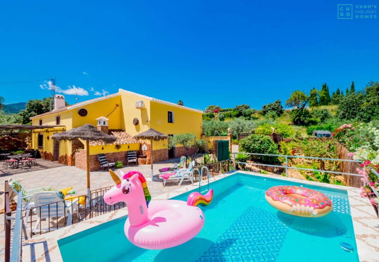 Casa rural con piscina en Alhaurín de la Torre