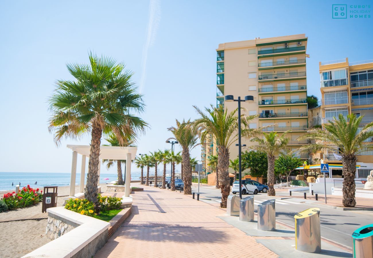 Playa cercana que tiene este apartamento en Fuengirola