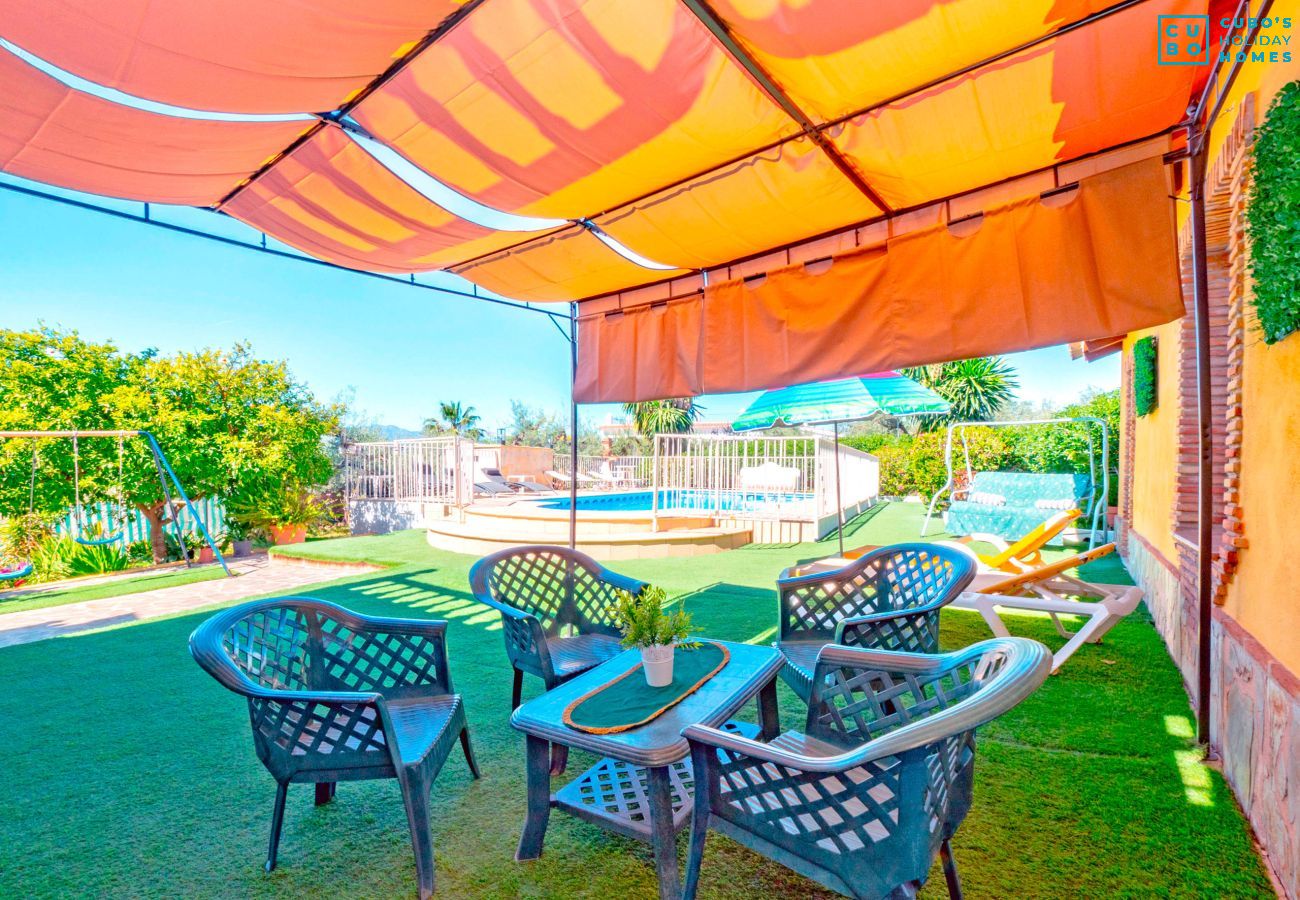 Cubo's Casa María los Javieles / wifi gratis / piscina privada