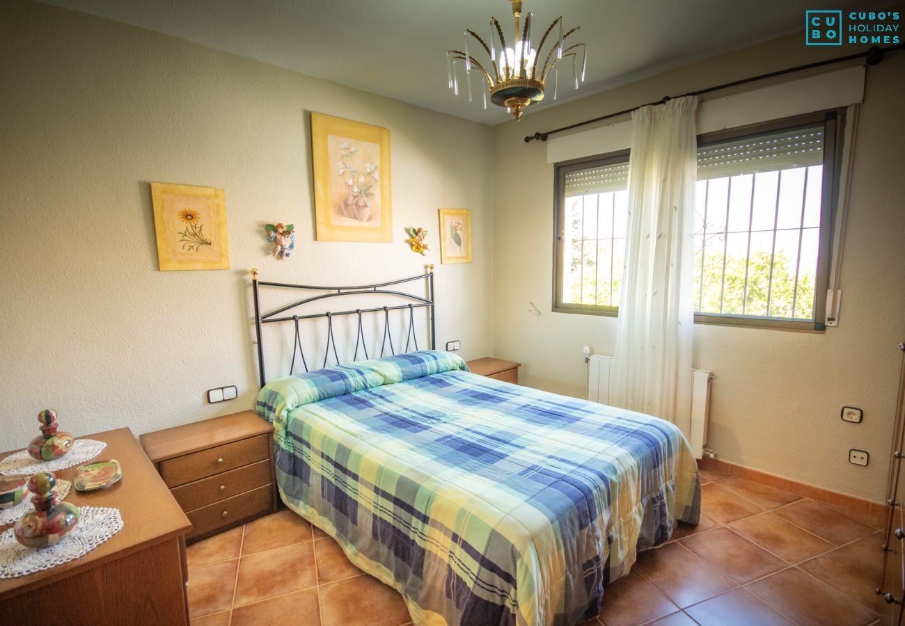 Dormitorio de esta casa de campo en Alhaurín el Grande