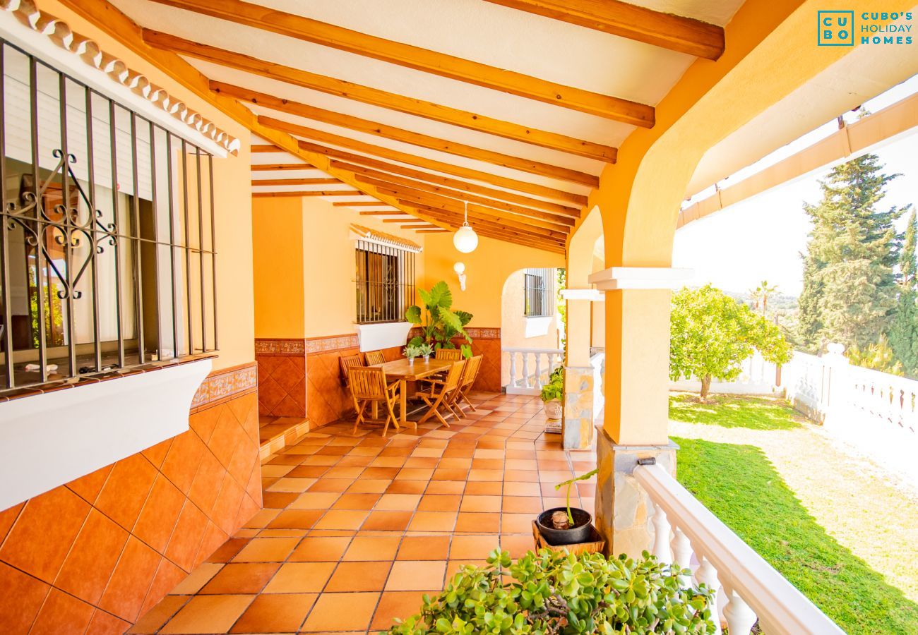 Terraza de esta casa de campo en Alhaurín el Grande